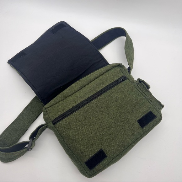 Lukla Green Messenger Bag with Sun Moon Embroidery - Picture 6 of 12